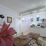 Tempo Lento Affittacamere 4*